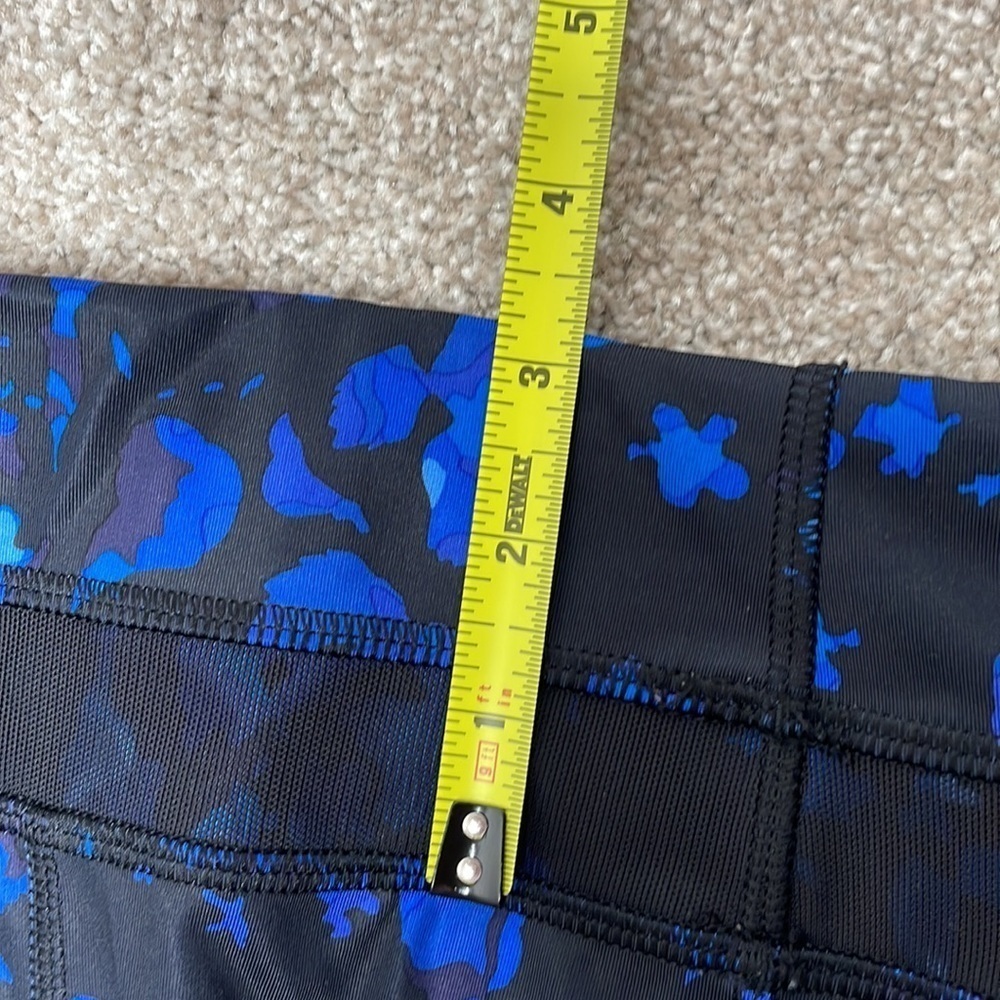 Lululemon Inspire Tight II *Full-On Luxtreme (Mesh) - Picture 13 of 14